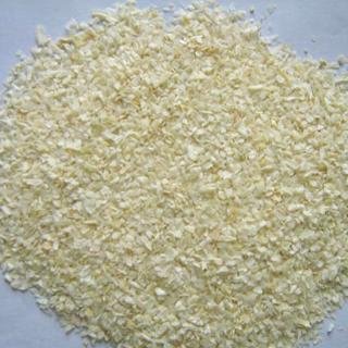 dehydrated white onion granules